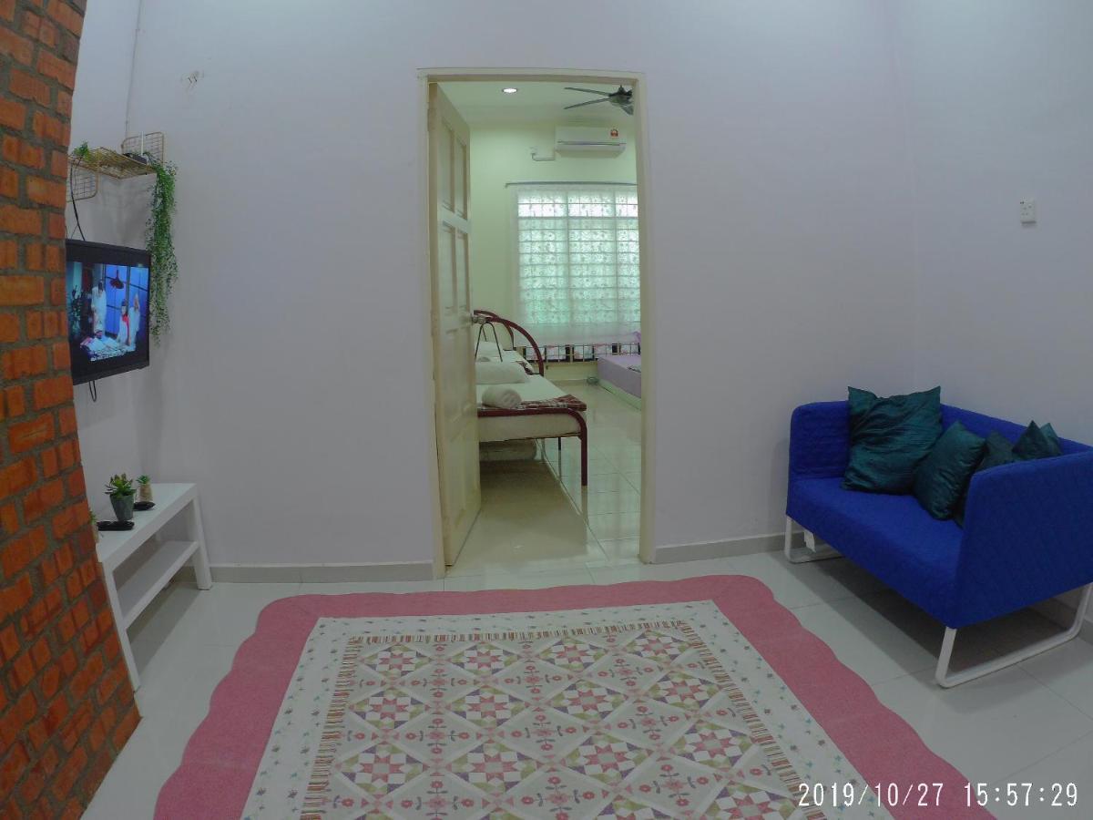 Holiday Homestay Dungun Exteriör bild